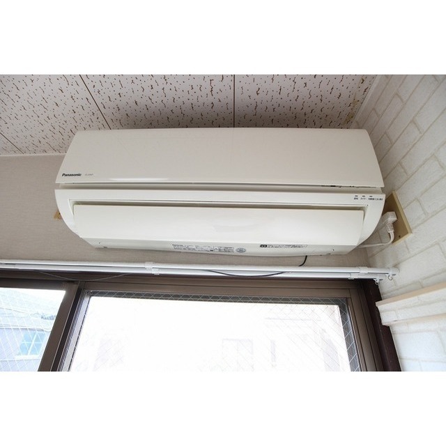 エアコン付きで１年中快適です☆