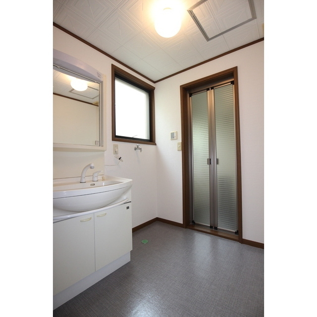 １階はシャンプードレッサー★※現況優先