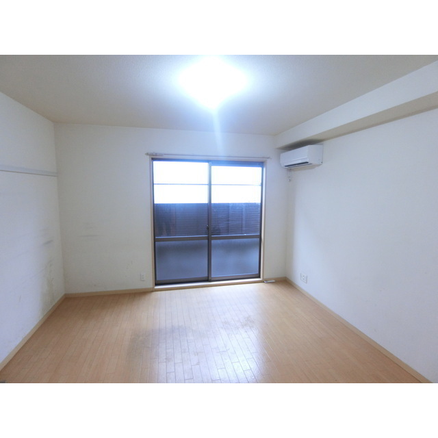 南東向きで日当たり良好！