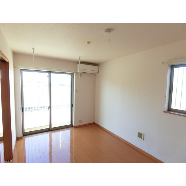 二面採光の角部屋です！※現況優先