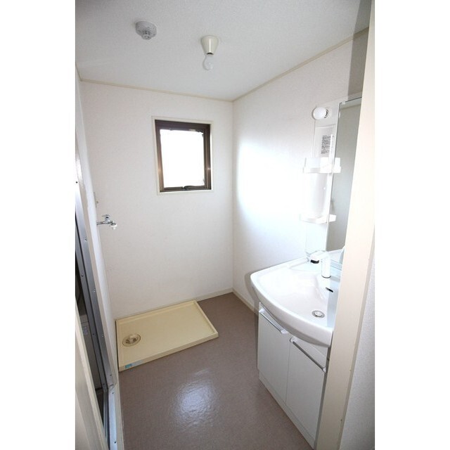室内洗濯機置き場♪※リフォーム前・現況優先