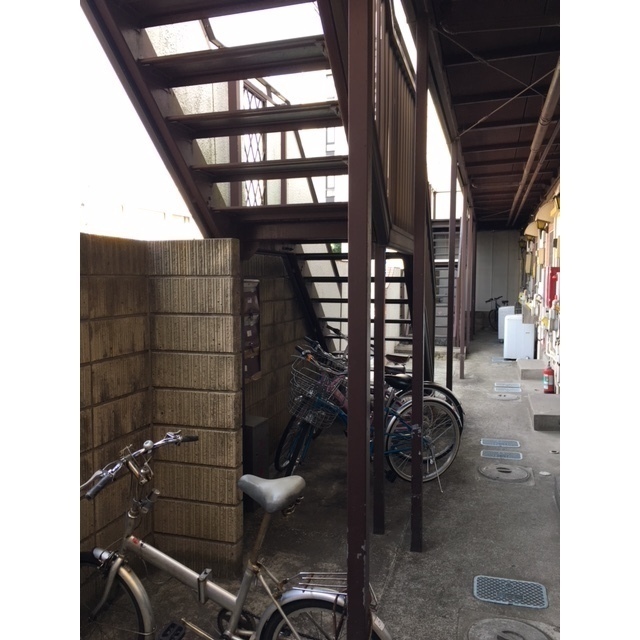 駐輪スペース有（駐輪場有無不明）