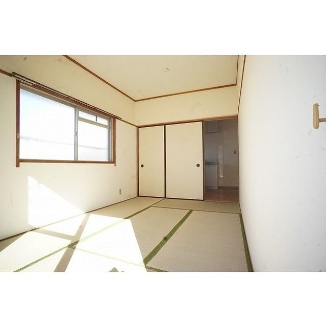 ２階南向きで日当たり良好です♪