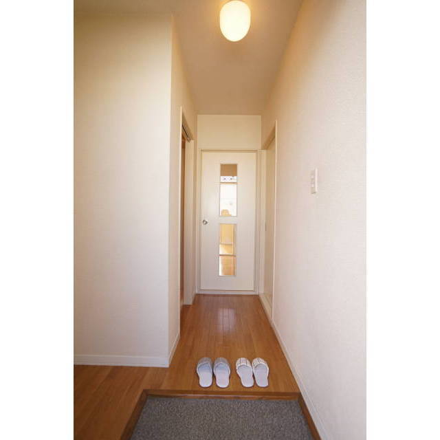 玄関ホールも有り入居者様のプライバシーも守られます!