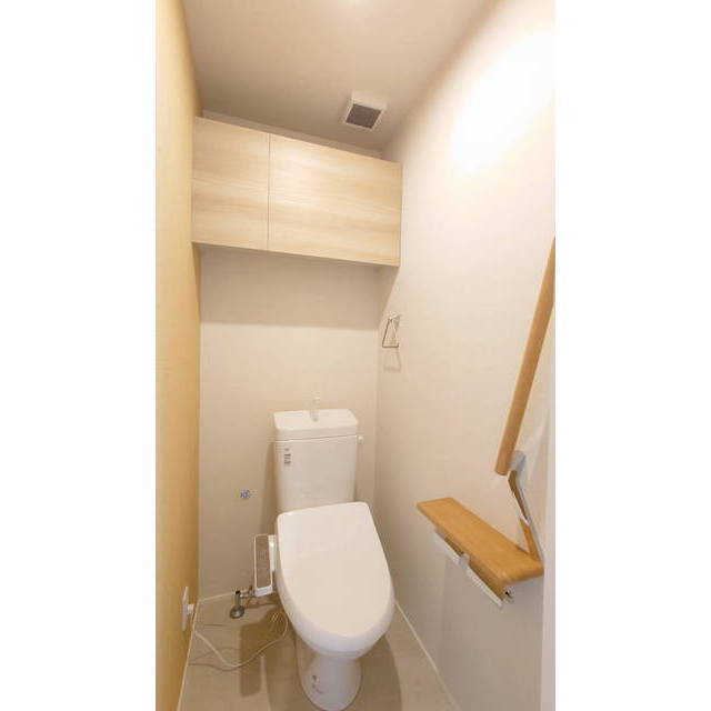 快適な多機能便座がついています