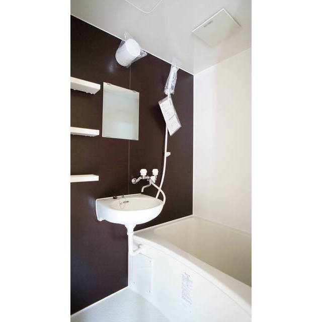 清潔感ある浴室