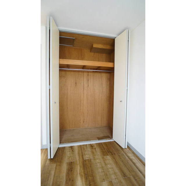 天井までの高さのある収納