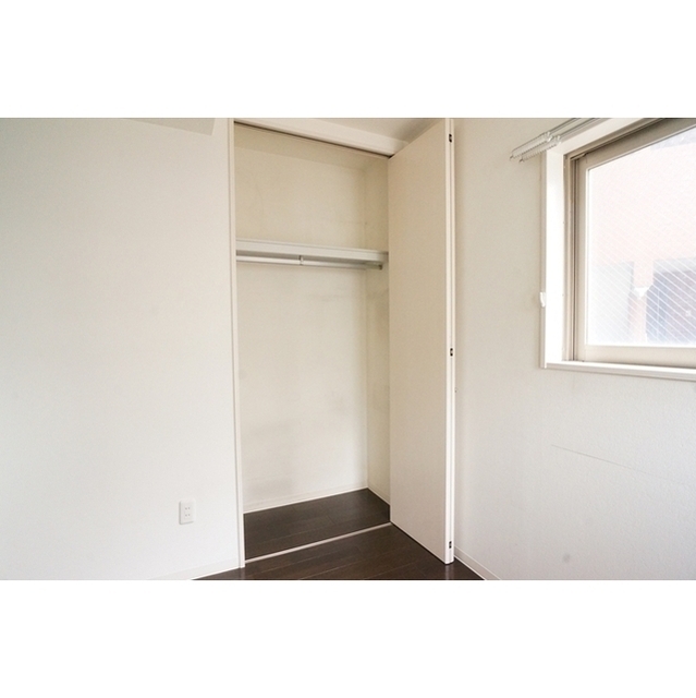 洋室のクローゼットです