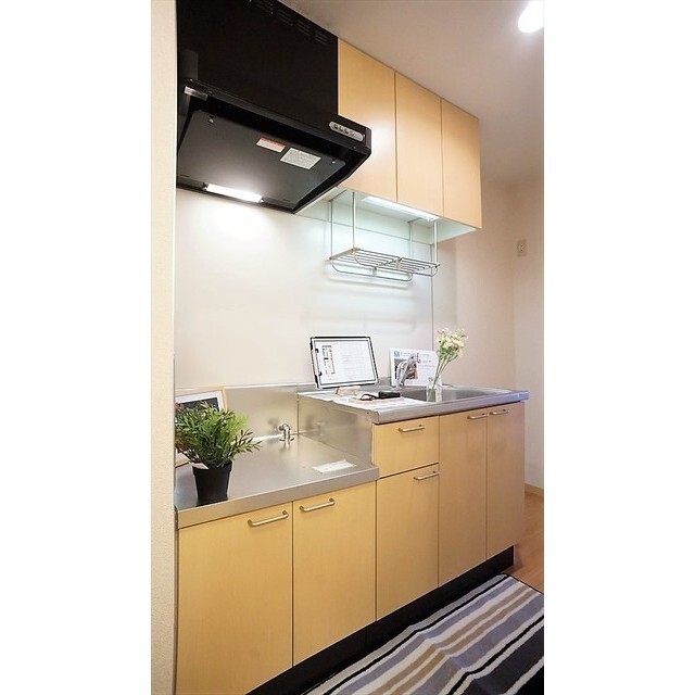 上下段の収納が便利なキッチン！