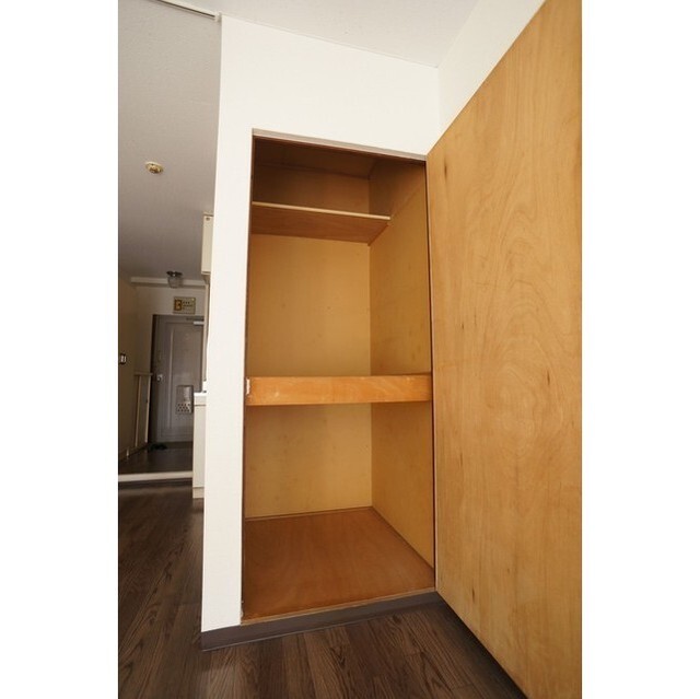 奥行のある収納です