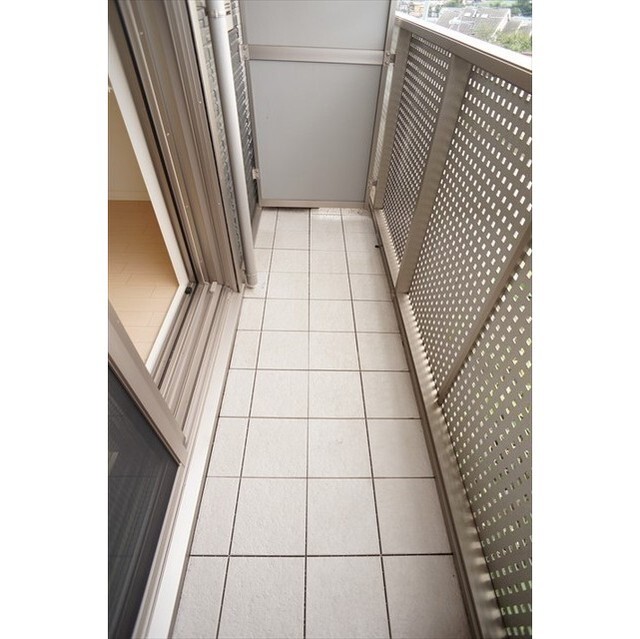 バルコニーは日当たり良好！(別室写真)