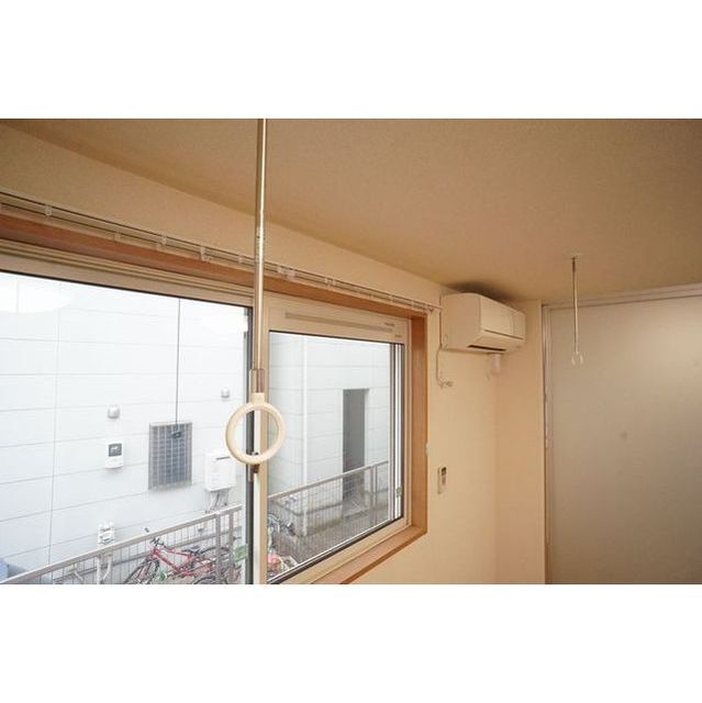 室内物干し完備で雨や花粉の時期も快適に！