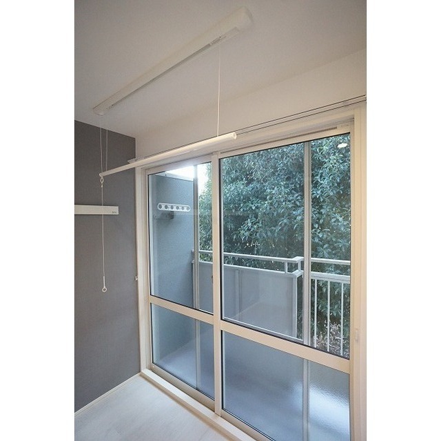 雨の日は室内干しが可能です♪