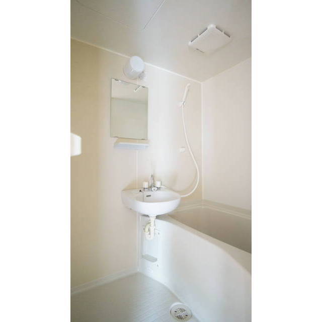 清潔感ある浴室