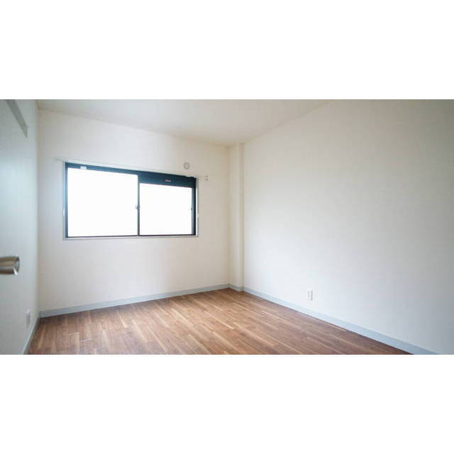 明るいお部屋です