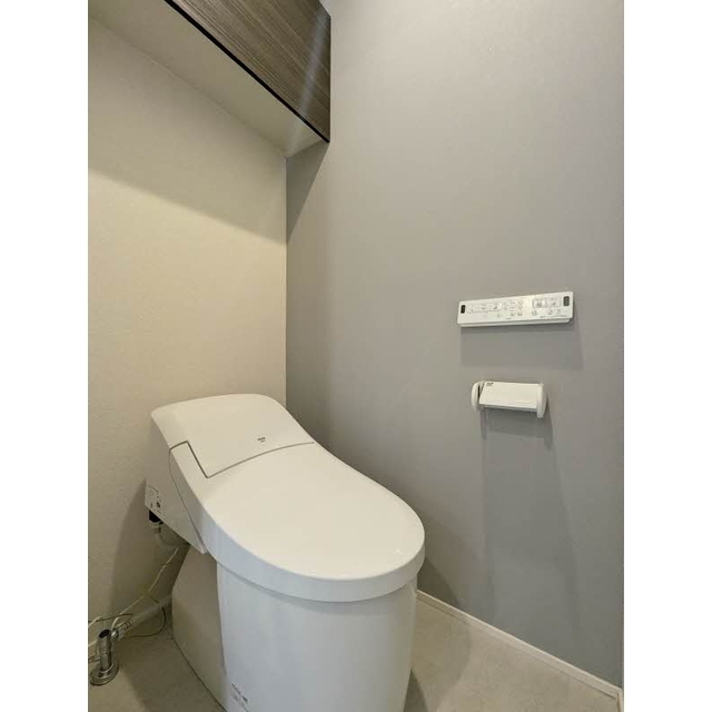 洗浄・暖房機能付き便座です♪