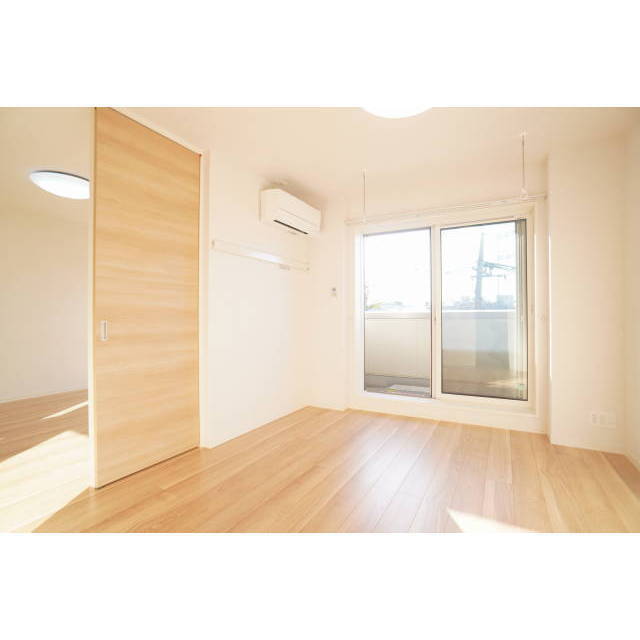 南に面した明るい洋室♪