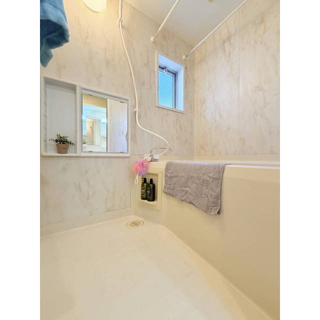 お風呂はもちろんバス・トイレ別です♪