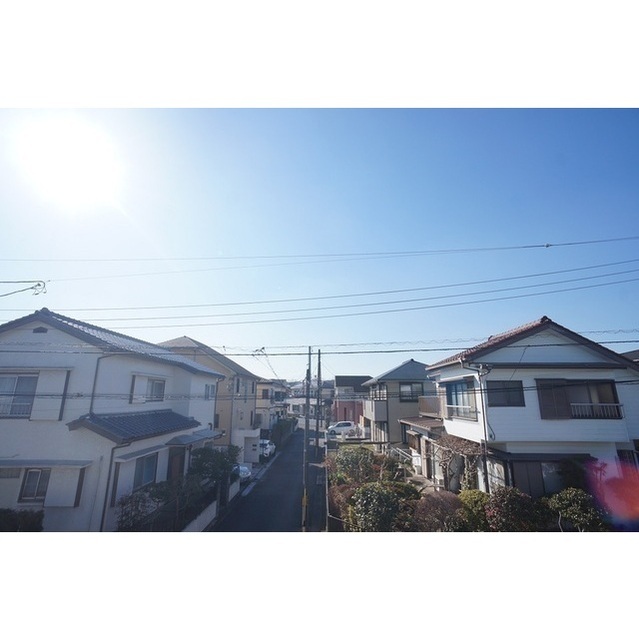 小高い住宅地で眺望も良好♪