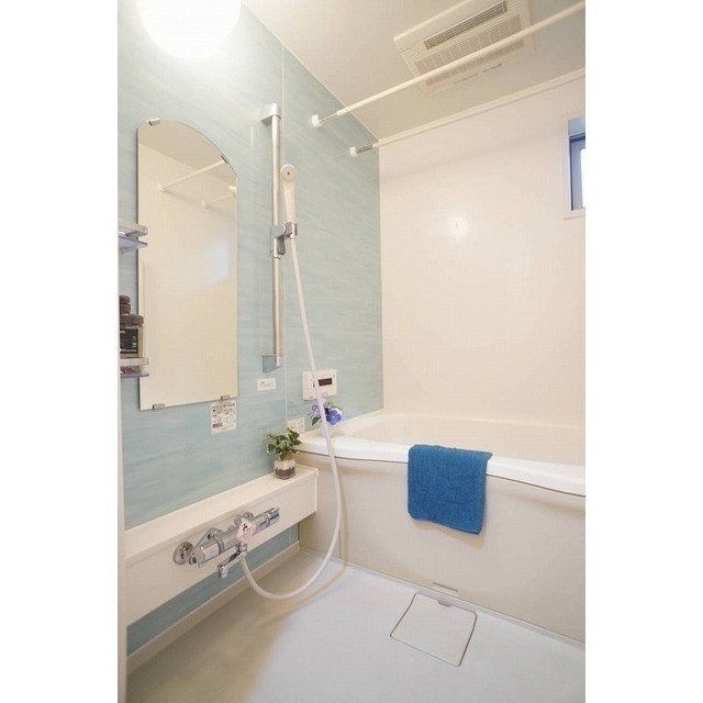 浴室乾燥機付きで梅雨の時期も安心です♪