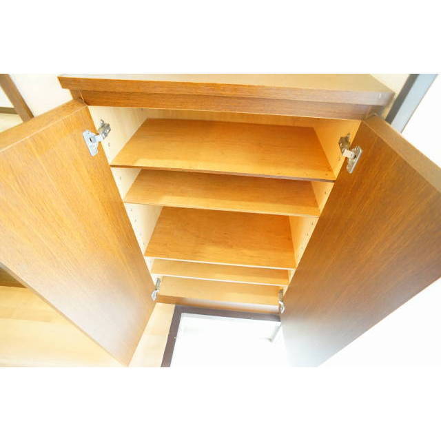 シューズボックス