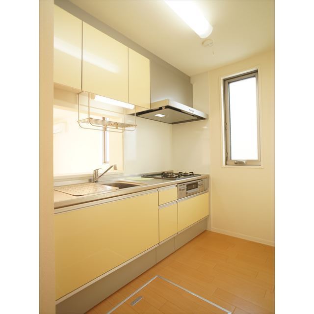 おしゃれなカウンターシステムキッチン♪