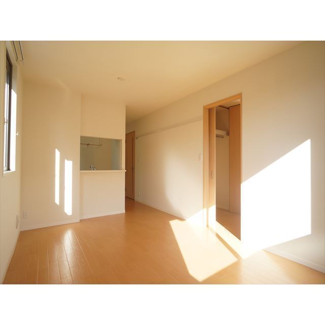 明るいリビングスペース♪