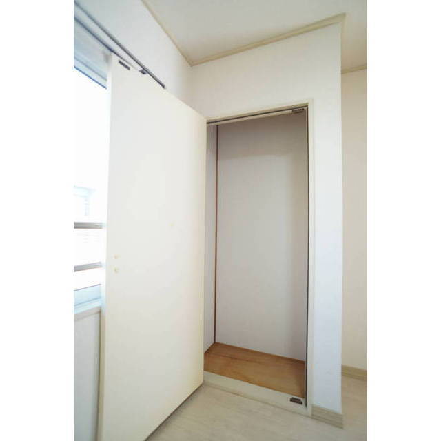 4.1帖洋室の収納です♪