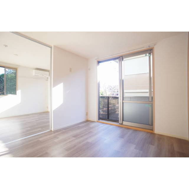 角部屋で窓の多い明るいお部屋♪