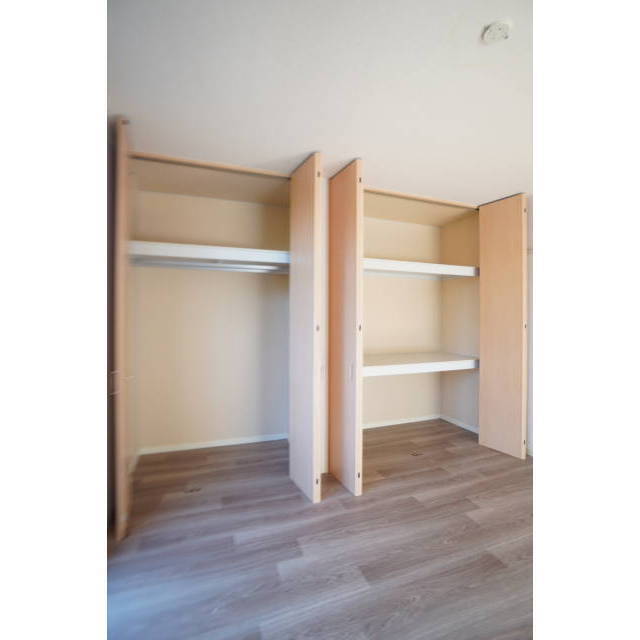 容量豊富な2連収納♪