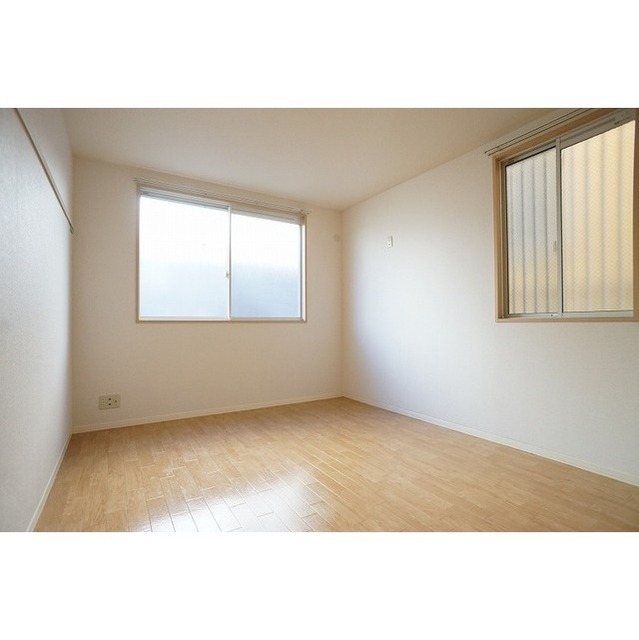 プライベート空間も充実する洋室です!