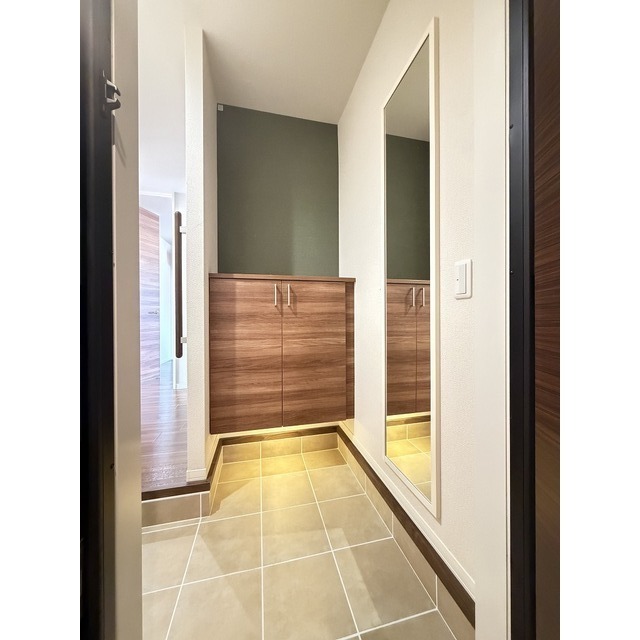 広くて落ち着きのある玄関♪