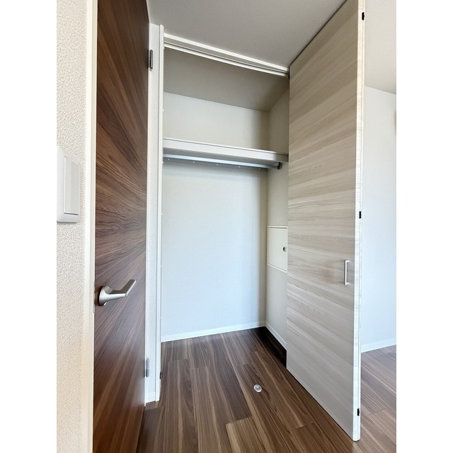 北側洋室にあるクロゼット♪