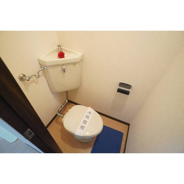 シンプルなトイレです。