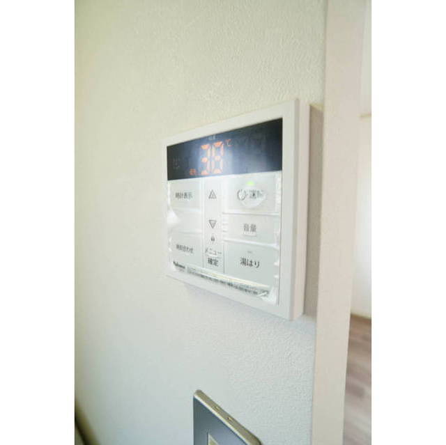 キッチンで便利な給湯設備完備!!