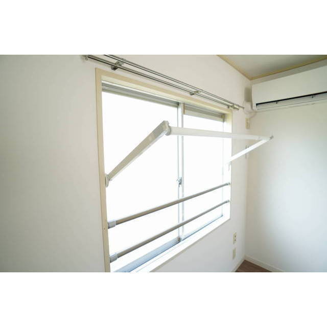 雨の日に大活躍の室内干し設備