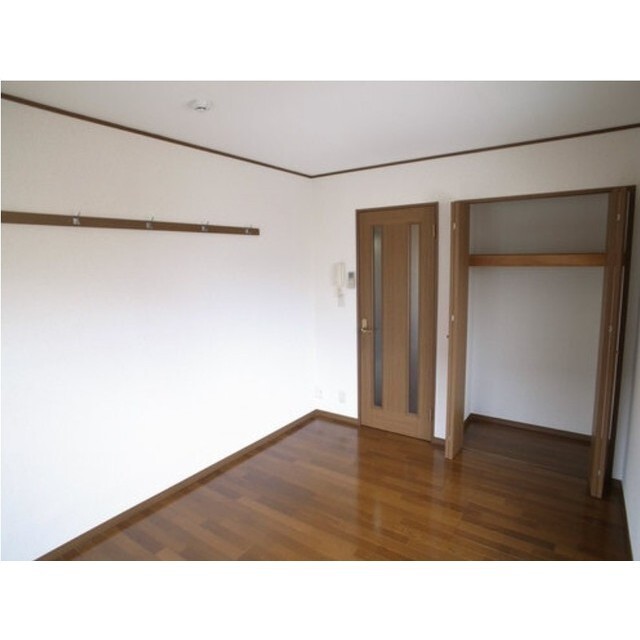 収納がついた洋室です♪