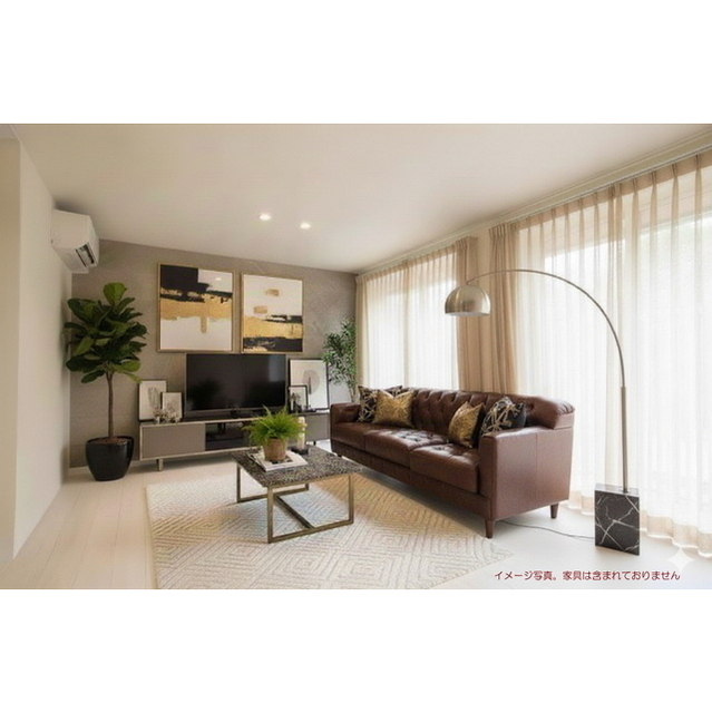 広々リビングスペース♪（（家具などは含まれておりません））