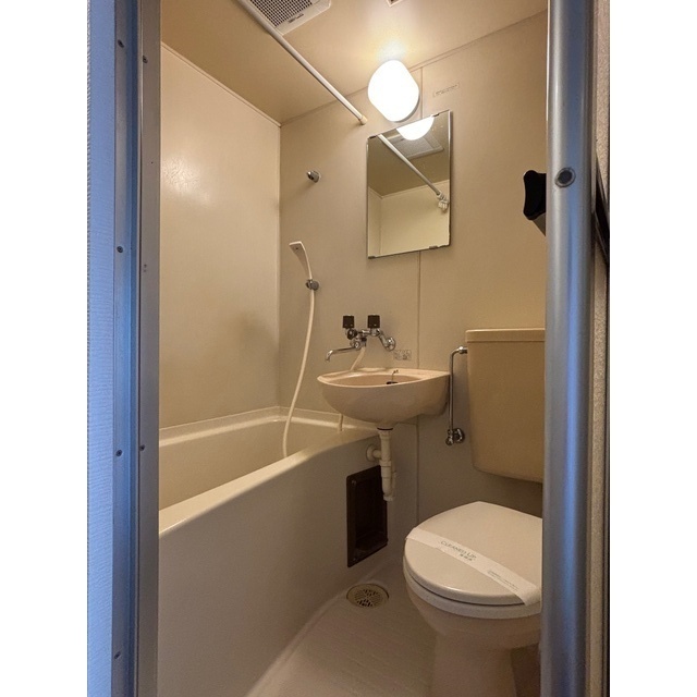 ユニットバスタイプになります