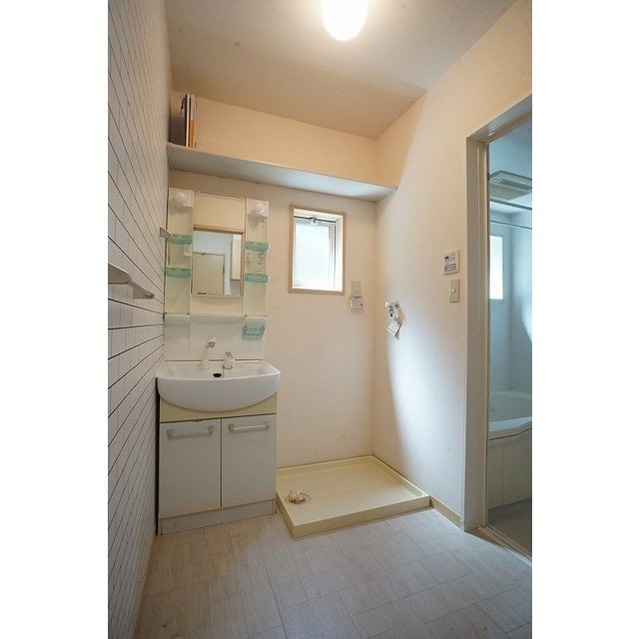 洗髪可能なシャンプードレッサーです♪