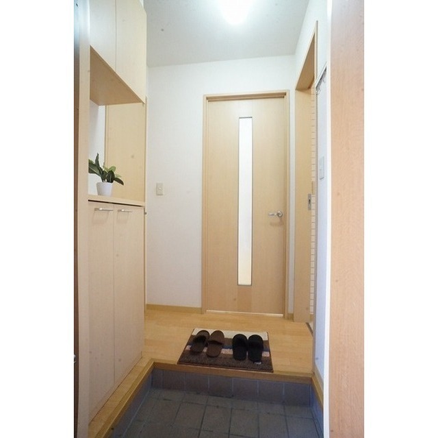 玄関に大きいシューズボックス付き!