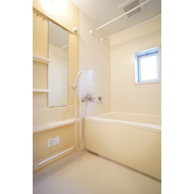 浴室内干しスペース付き!