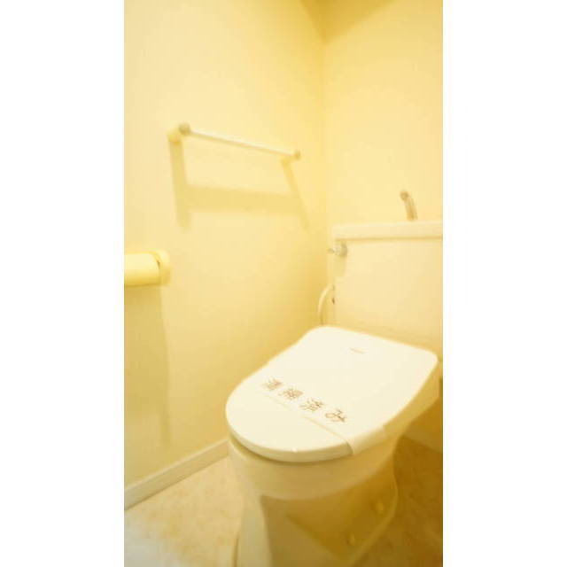 快適な多機能便座がついています