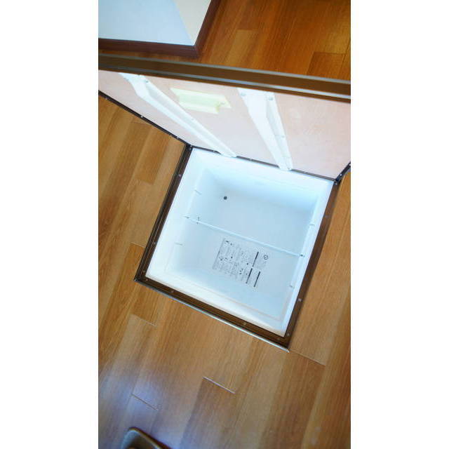 床下収納庫もございます