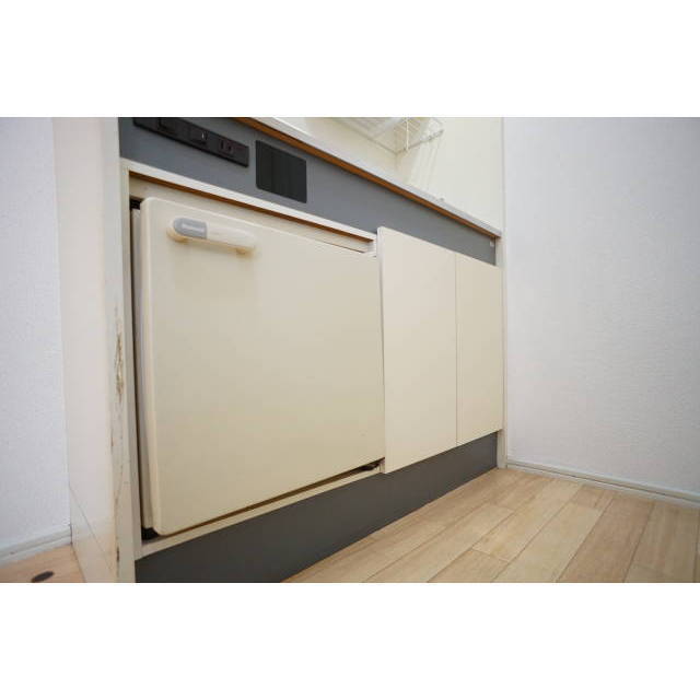 ミニ冷蔵庫付き！