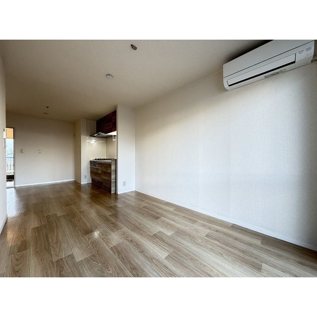 11.1帖の広々としたリビングです♪