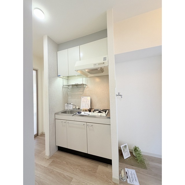 お掃除もしやすい一口コンロ付きキッチン