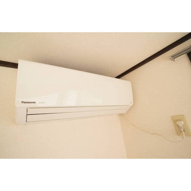 エアコン1台付きです。