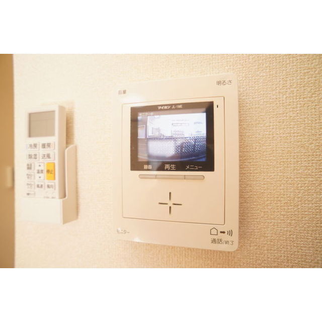 ＴＶモニターホンで来訪者の確認ができます！