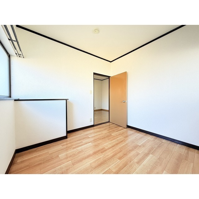 北側洋室4.5帖です♪